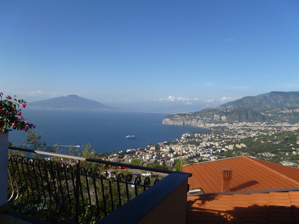 Hotel La Vue D'Or Сорренто Екстер'єр фото