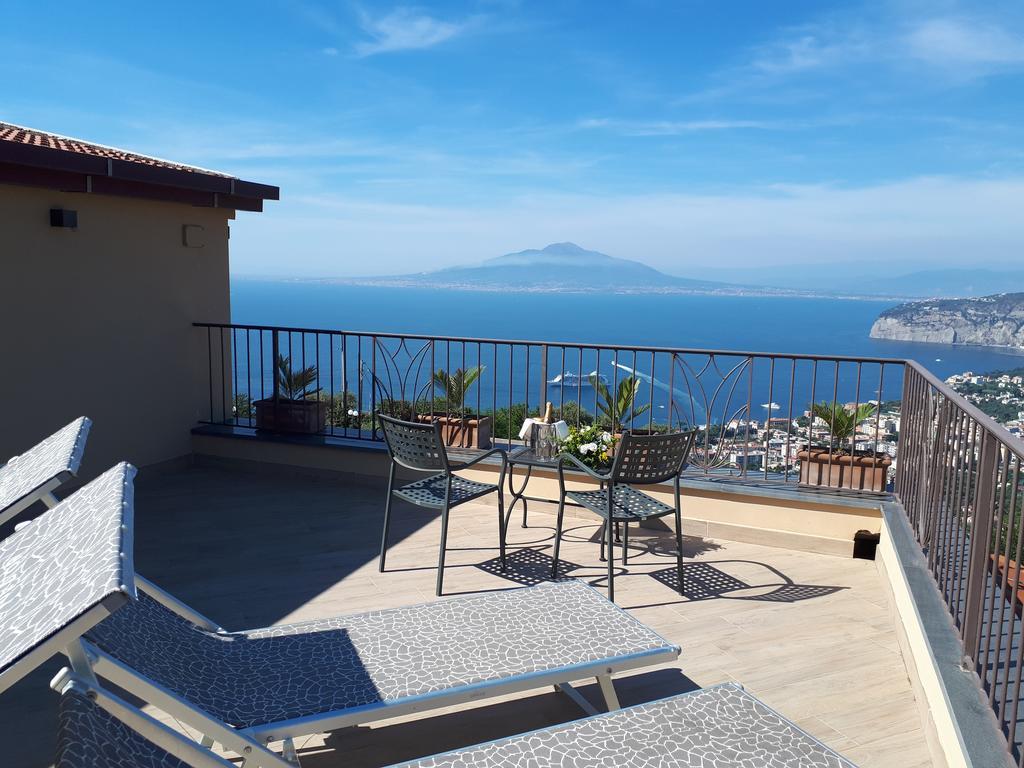 Hotel La Vue D'Or Сорренто Екстер'єр фото