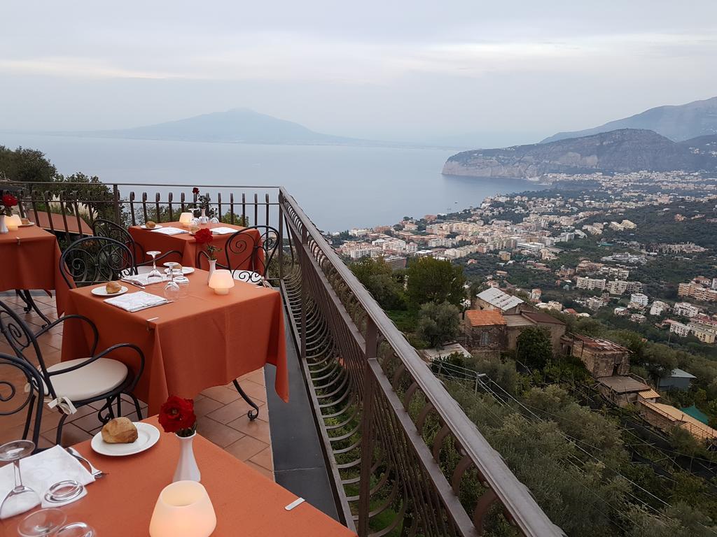 Hotel La Vue D'Or Сорренто Екстер'єр фото