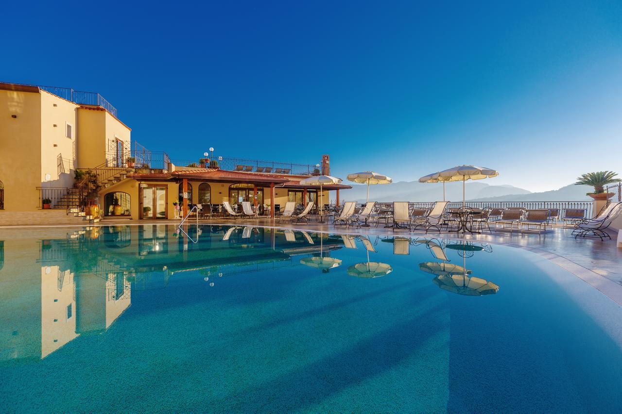 Hotel La Vue D'Or Сорренто Екстер'єр фото