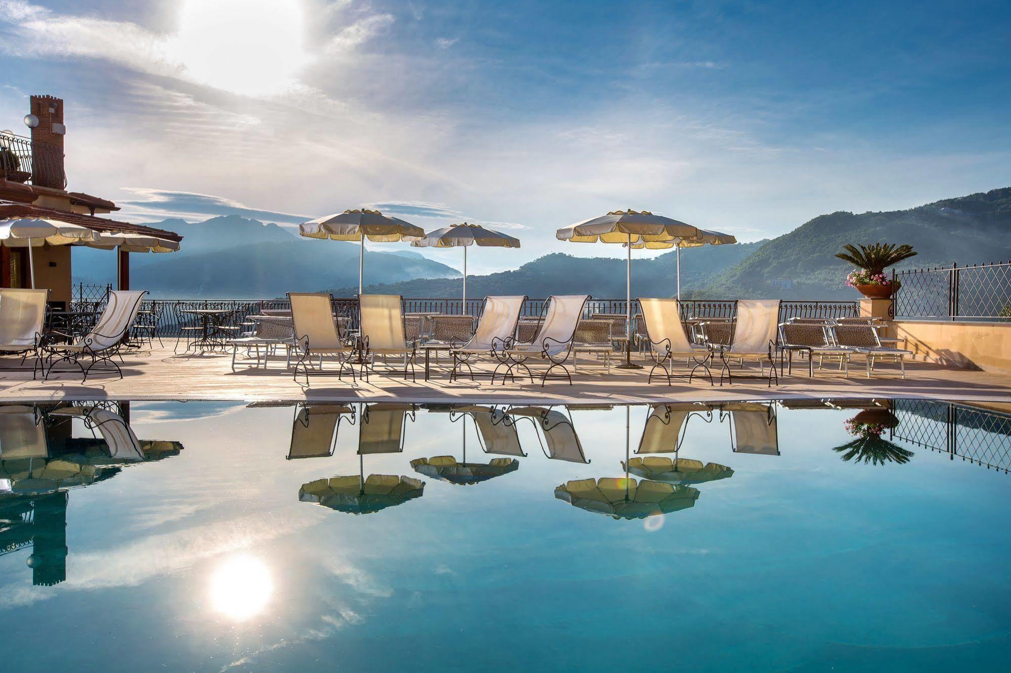 Hotel La Vue D'Or Сорренто Екстер'єр фото