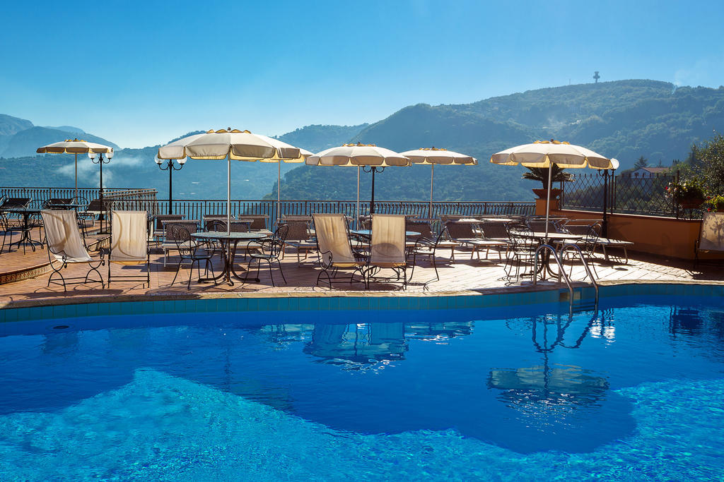 Hotel La Vue D'Or Сорренто Екстер'єр фото